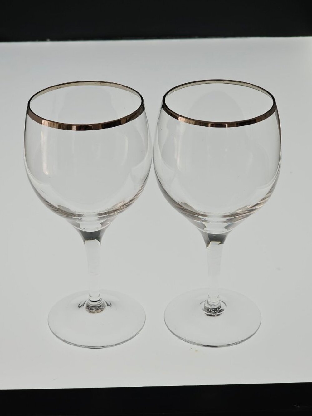 2 Lenox Weatherly Wine Glasses platinum rim vintage silver 6" USA elegant 6oz - Picture 6 of 6